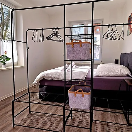 Happyside Travel & Work 3 - 6 Personen - Wlan - Nordwest Λειψία