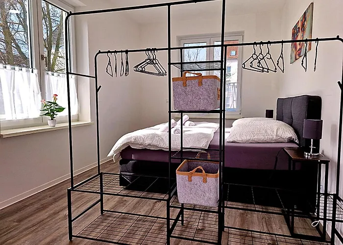 Happyside Travel & Work 3 - 6 Personen - Wlan - Nordwest Leipzig